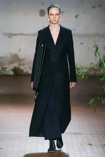Look 36